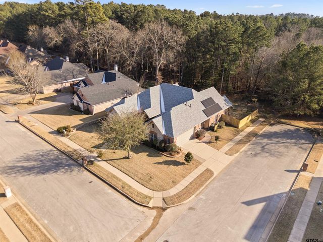 714 Huntwick, Tyler, TX 75703