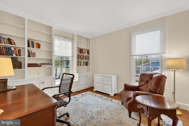 5206 LITTLE FALLS RD, Arlington, VA 22207