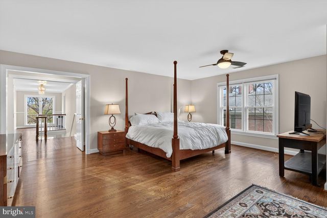 5206 LITTLE FALLS RD, Arlington, VA 22207