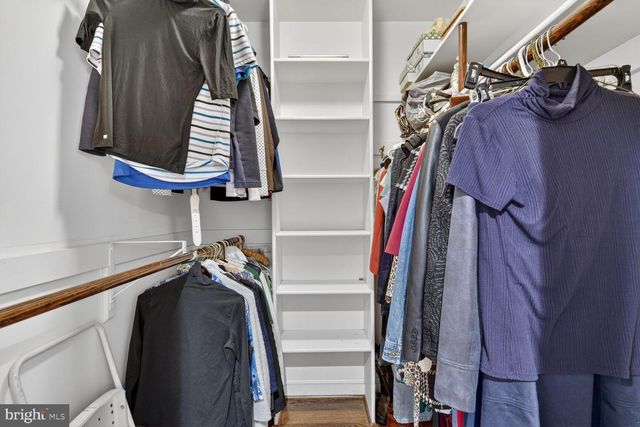 5206 LITTLE FALLS RD, Arlington, VA 22207