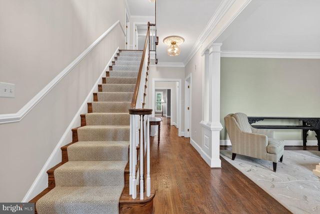 5206 LITTLE FALLS RD, Arlington, VA 22207