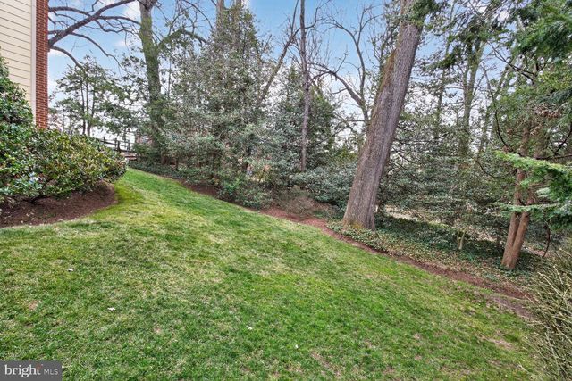 5206 LITTLE FALLS RD, Arlington, VA 22207