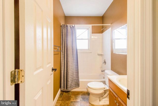 2921 PENNSYLVANIA AVE SE #4, Washington, DC 20020