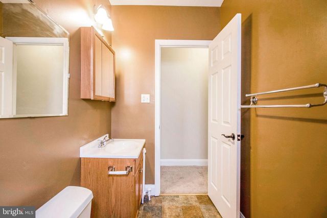 2921 PENNSYLVANIA AVE SE #4, Washington, DC 20020