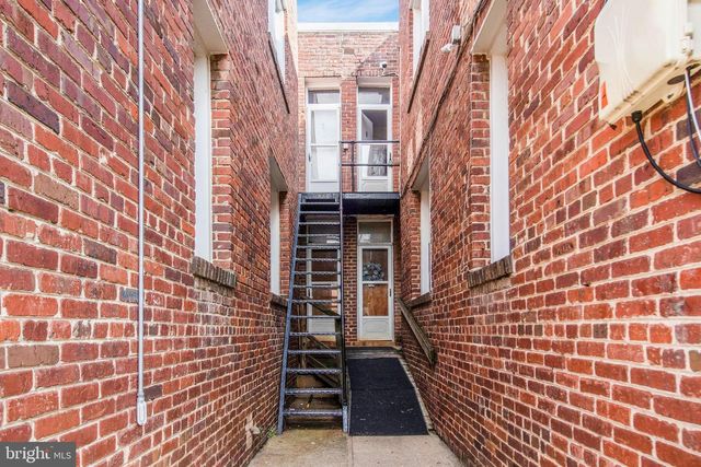 2921 PENNSYLVANIA AVE SE #4, Washington, DC 20020