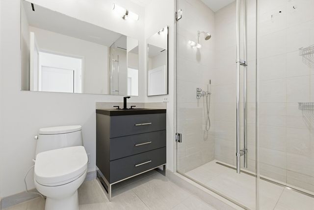 1 Dalton St 4205, Boston, MA 02115