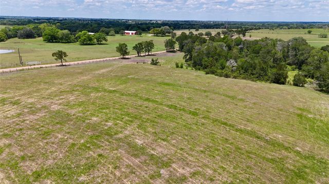 2340 Langdon Road, Weimar, TX 78962
