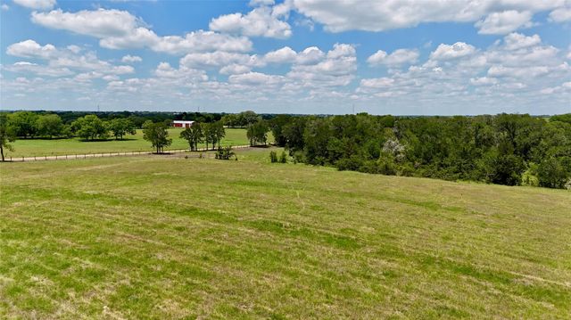 2340 Langdon Road, Weimar, TX 78962