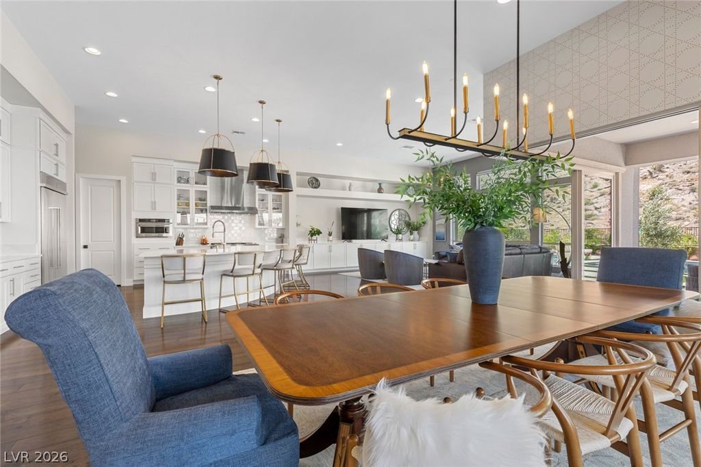 Image 13 of property listing at 3071 The Peaks Lane, Las Vegas, NV 89138
