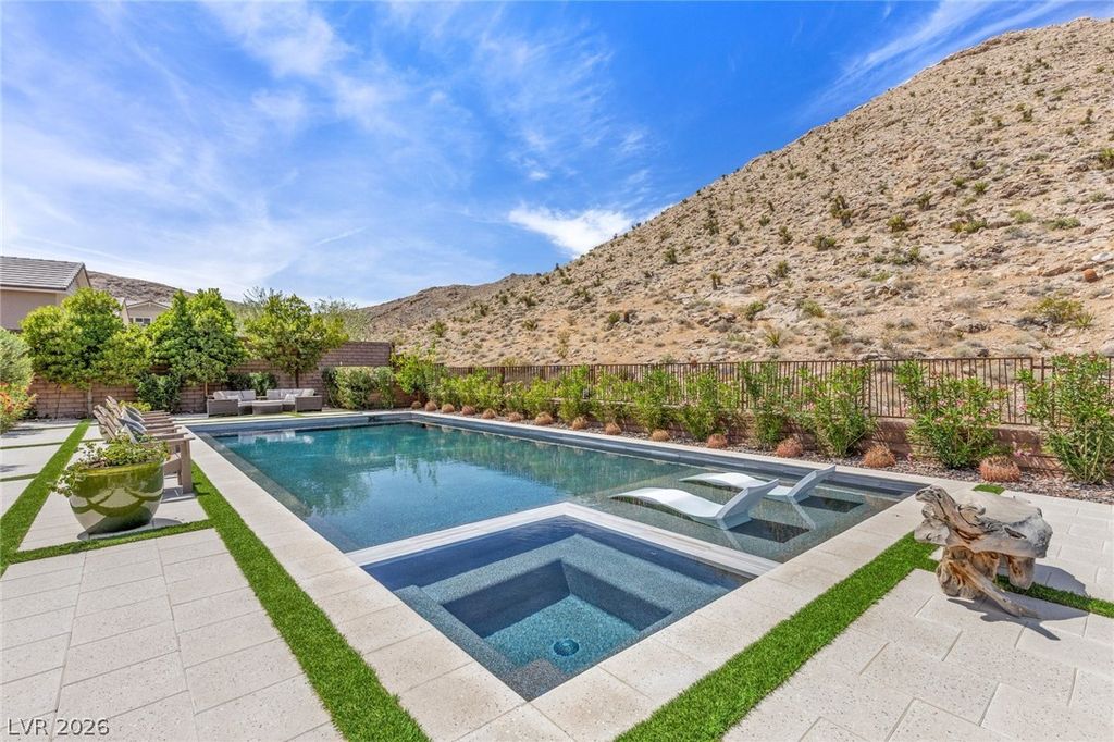 Image 26 of property listing at 3071 The Peaks Lane, Las Vegas, NV 89138