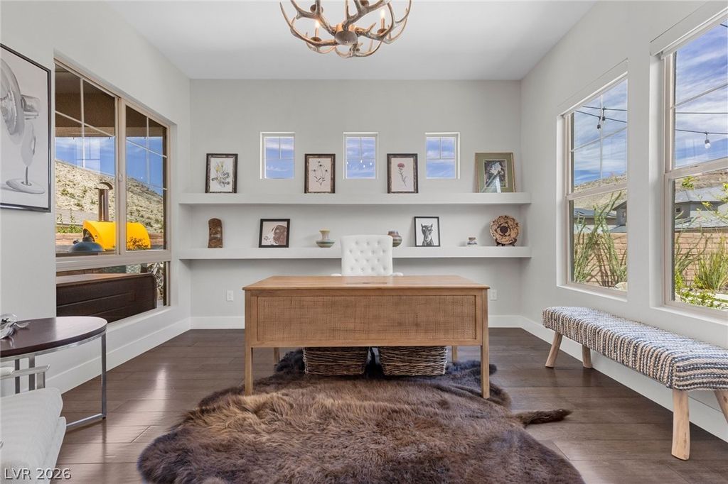 Image 6 of property listing at 3071 The Peaks Lane, Las Vegas, NV 89138