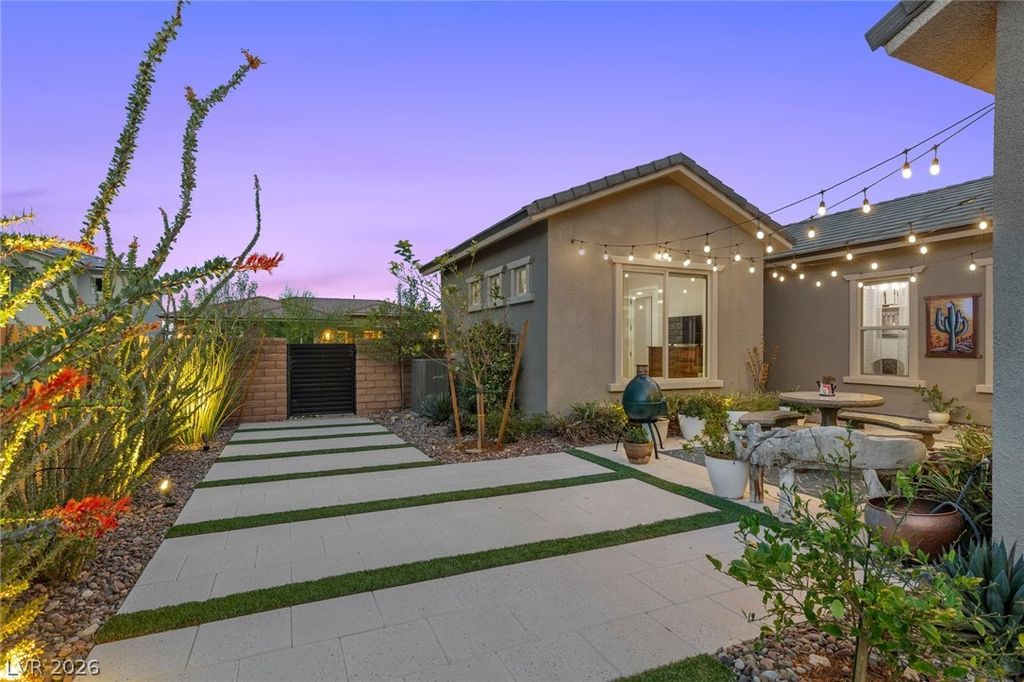 Image 70 of property listing at 3071 The Peaks Lane, Las Vegas, NV 89138