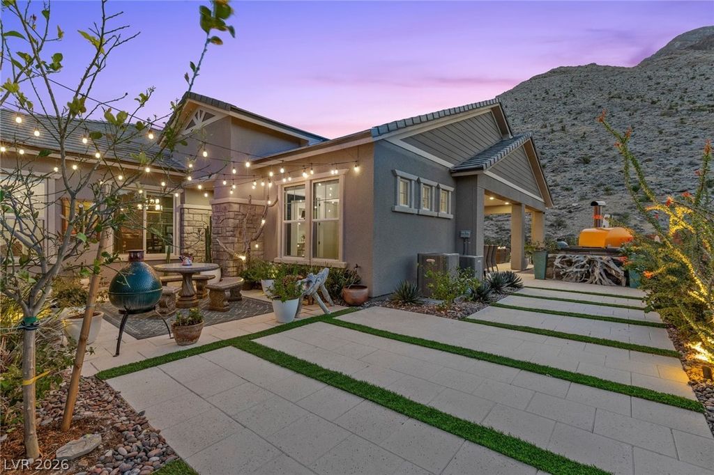 Image 71 of property listing at 3071 The Peaks Lane, Las Vegas, NV 89138