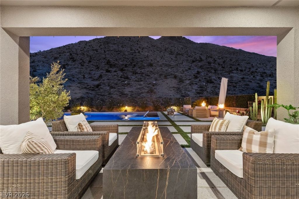 Image 82 of property listing at 3071 The Peaks Lane, Las Vegas, NV 89138