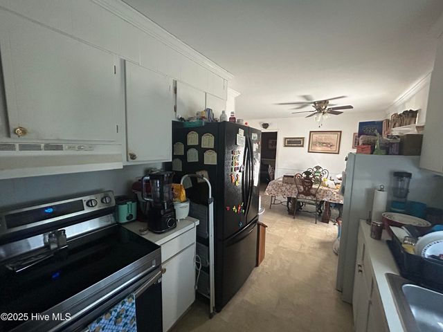 2202 Imperial Avenue E, Wilson, NC 27893