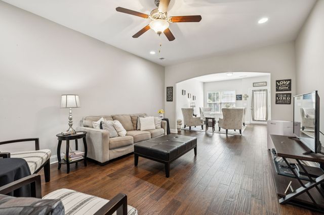 161 Winslow Ct, Gallatin, TN 37066