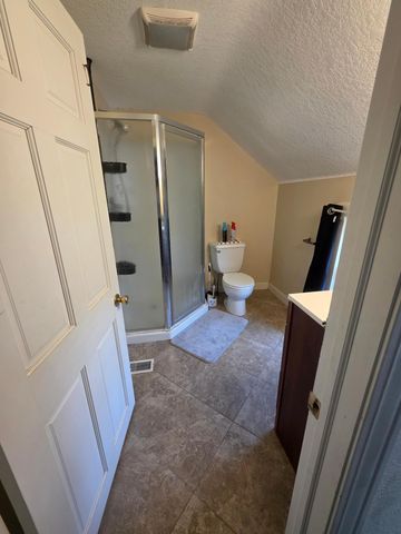 945 Geranium Avenue E, Saint Paul, MN 55106