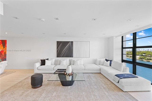 5500 Collins Ave 901 & 902, Miami Beach, FL 33140