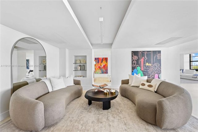 5500 Collins Ave 901 & 902, Miami Beach, FL 33140