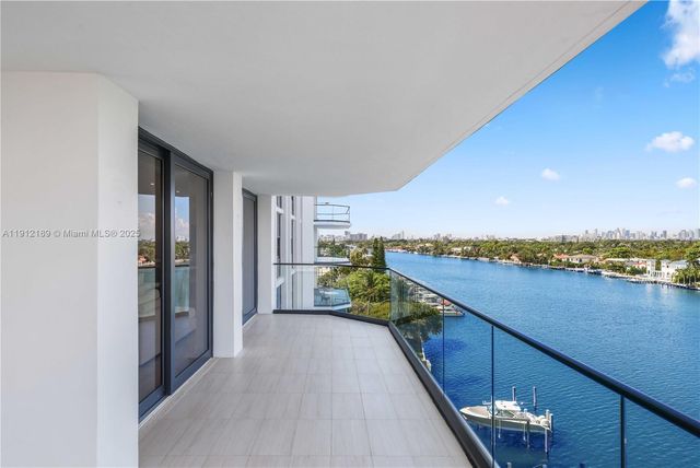 5500 Collins Ave 901 & 902, Miami Beach, FL 33140