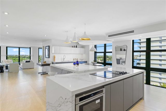 5500 Collins Ave 901 & 902, Miami Beach, FL 33140