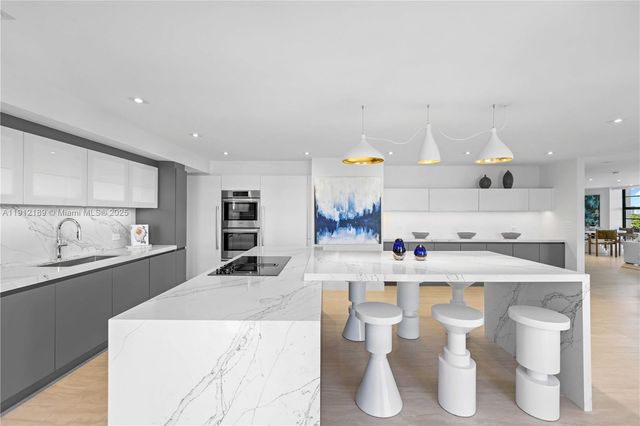 5500 Collins Ave 901 & 902, Miami Beach, FL 33140