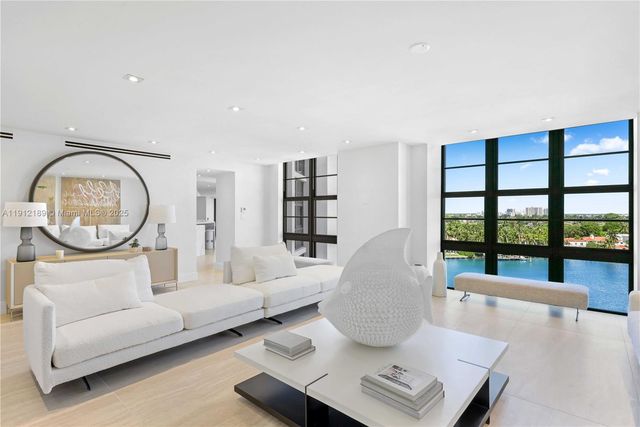 5500 Collins Ave 901 & 902, Miami Beach, FL 33140