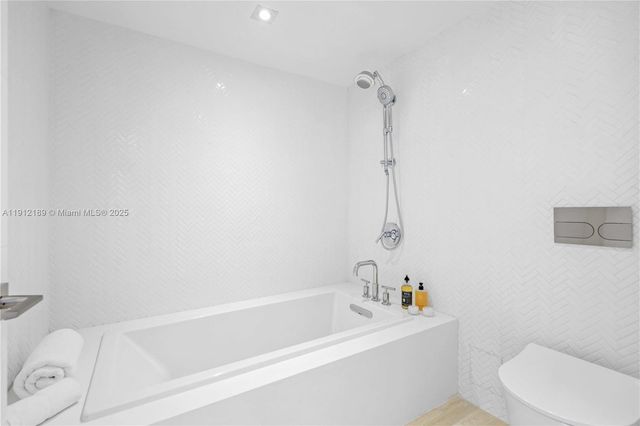 5500 Collins Ave 901 & 902, Miami Beach, FL 33140