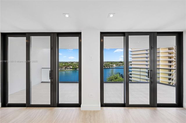 5500 Collins Ave 901 & 902, Miami Beach, FL 33140