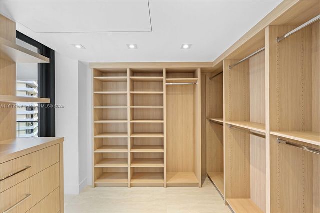 5500 Collins Ave 901 & 902, Miami Beach, FL 33140