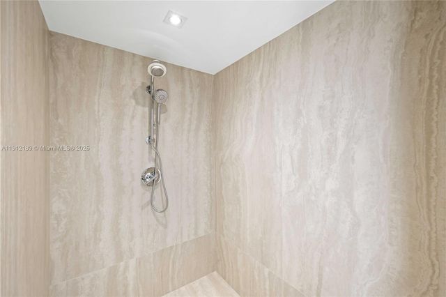 5500 Collins Ave 901 & 902, Miami Beach, FL 33140