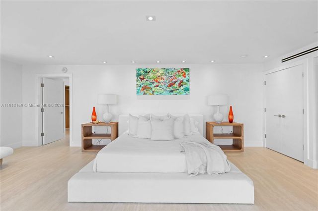 5500 Collins Ave 901 & 902, Miami Beach, FL 33140