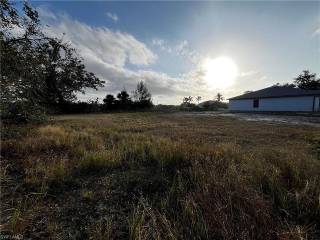 1630 NE 37th ST, Cape Coral, FL 33909