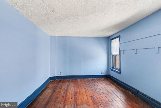 2 WALNUT ST, Pottstown, PA 19464