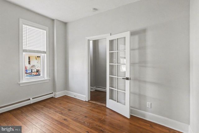 2 WALNUT ST, Pottstown, PA 19464