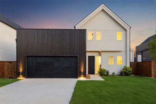 829 Nomas Street, Dallas, TX 75212