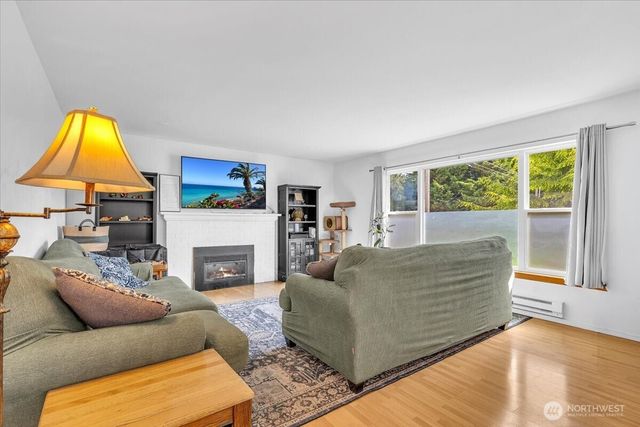 27205 124th Avenue SE, Kent, WA 98030