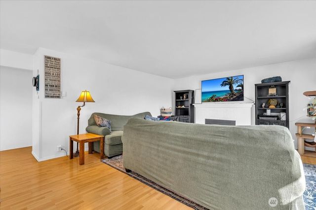 27205 124th Avenue SE, Kent, WA 98030