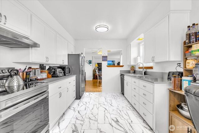 27205 124th Avenue SE, Kent, WA 98030