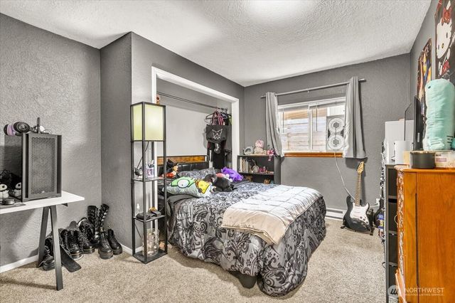 27205 124th Avenue SE, Kent, WA 98030