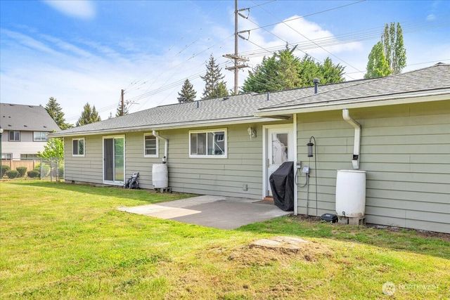 27205 124th Avenue SE, Kent, WA 98030