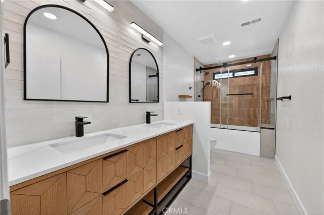 2466 Haas, Escondido, CA 92025