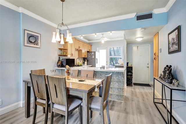 3181 S Ocean Dr 107, Hallandale Beach, FL 33009