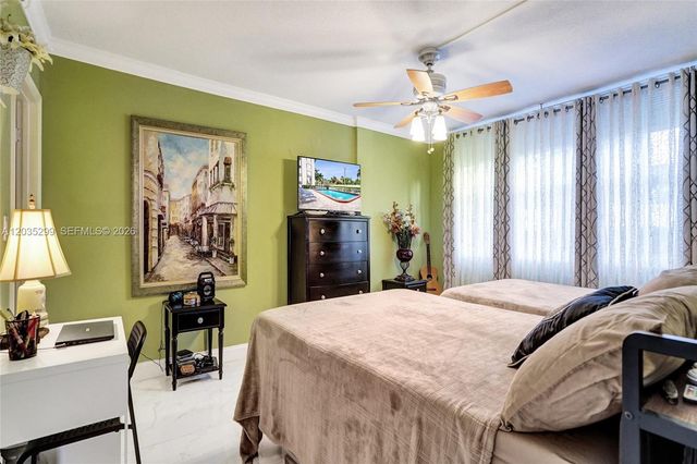 3181 S Ocean Dr 107, Hallandale Beach, FL 33009