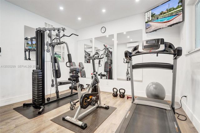 3181 S Ocean Dr 107, Hallandale Beach, FL 33009