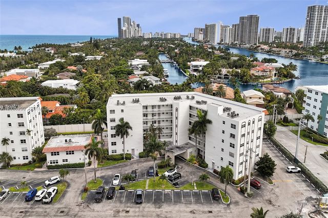 3181 S Ocean Dr 107, Hallandale Beach, FL 33009