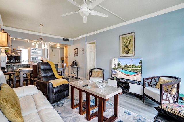 3181 S Ocean Dr 107, Hallandale Beach, FL 33009