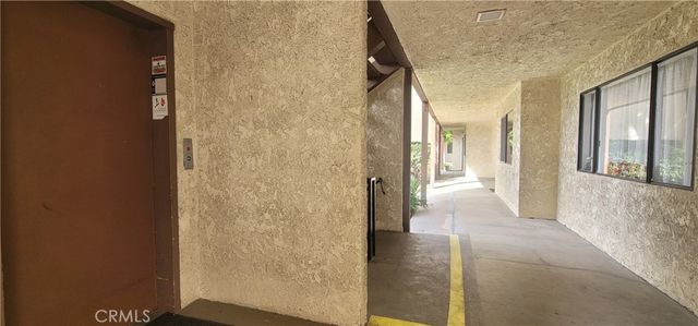 7735 Newman Avenue 104, Huntington Beach, CA 92647