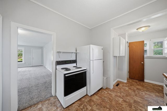 4300 N 61st Street, Lincoln, NE 68507