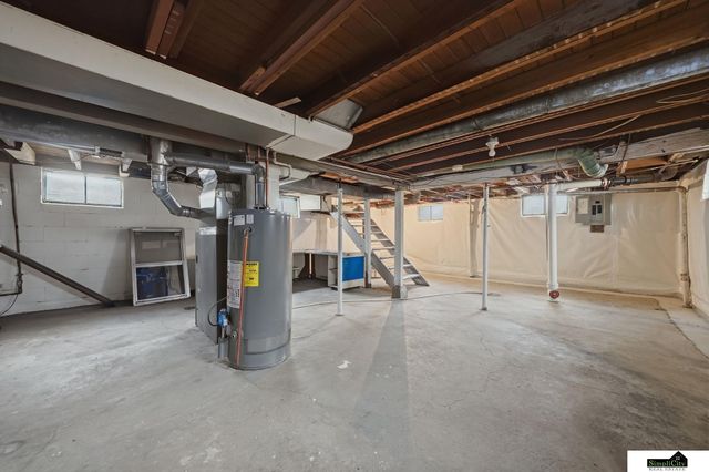 4300 N 61st Street, Lincoln, NE 68507